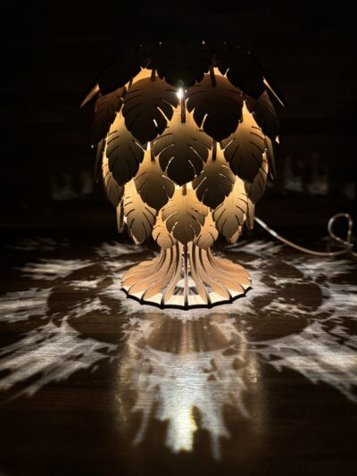 IMG_1509 Lamp met bladeren
